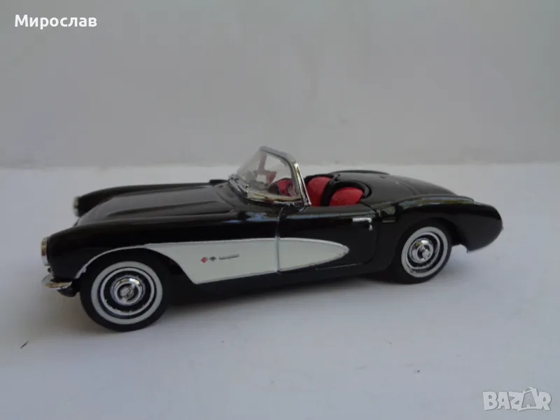 1:43 DINKY MATCHBOX CHEVROLET CORVETTE КОЛИЧКА МОДЕЛ, снимка 1
