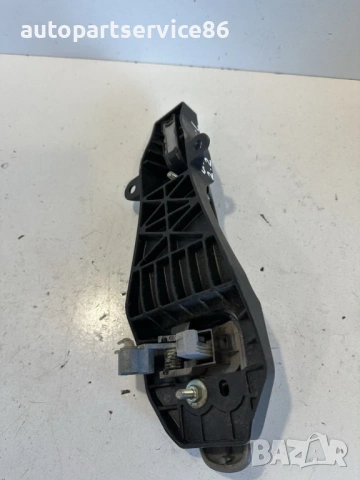 Задна лява външна дръжка на врата черна за Mazda CX-7 (2011) EG2172412, снимка 2 - Части - 53655086