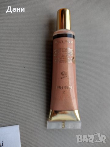 Фондютен YVES SAINT LAURENT Dare to Glow Illuminator, снимка 2 - Декоративна козметика - 34156514