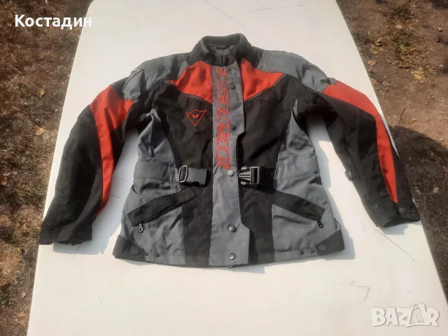 Мото яке Dainese Con Goretex размер 48, снимка 2 - Аксесоари и консумативи - 55927265