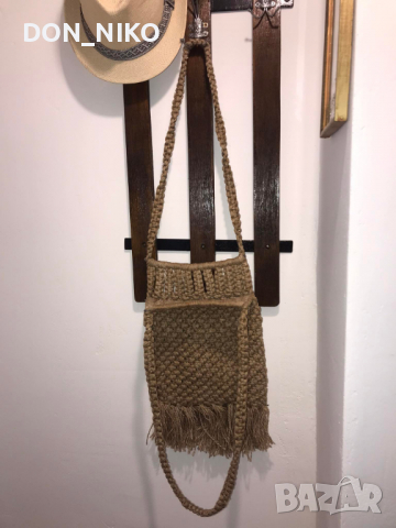 Ръчно плетена дамска чанта от коноп, снимка 2 - Чанти - 36175445