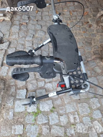 Проходилка , снимка 2 - Ролатори - 47733339