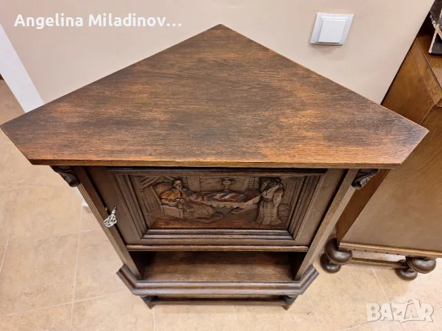 Винтидж ъглов шкаф с богата дърворезба , снимка 7 - Шкафове - 49441215