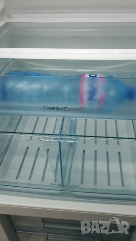 Хладилник с фризер Electrolux Nofrost , снимка 11 - Хладилници - 53851749