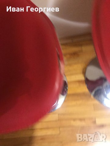 Продавам 2бр  бар стола с червена изкуствена кожа , снимка 3 - Столове - 42487647