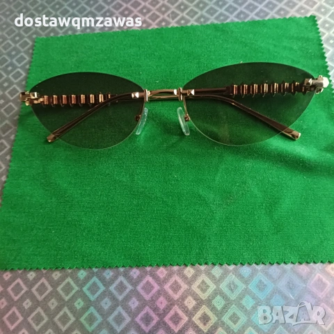 Модни слънчеви очила