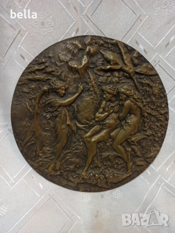 Антикварна масивна бронзова релефна плоча-барелеф изобразяваща Адам  Ева и Архангел Рафаел 