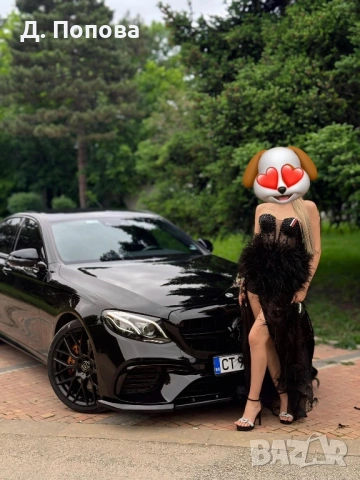 Официална черна дантелена рокля с цепка, размер S