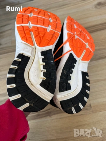 Оригинални  мъжки маратонки Brooks Ghost 11 ! 43 н, снимка 7 - Маратонки - 35934987