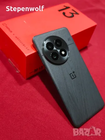 Нов OnePlus 13 12/256 черен - подарък безжично магнитно зарядно, снимка 2 - Други - 49533550