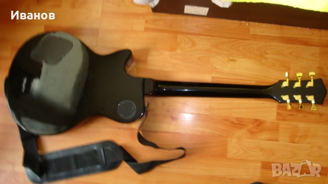 Продавам китара Harley Benton, снимка 2 - Китари - 53659300