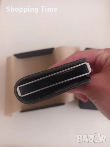 НОВ картодържател естествена кожа в червен цвят, Спиди/лично предаване, снимка 4 - Портфейли, портмонета - 51552229