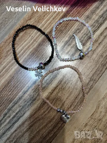 Дамски гривни с кристали!!!, снимка 2 - Гривни - 49923141