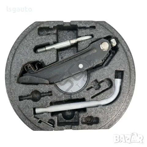 Комплект крик, ключ за гуми и кука за теглене Seat Leon II 2005-2012 ID:146951