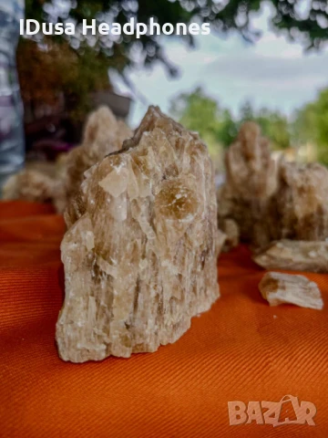 Натурален меден калцит, снимка 3 - Други ценни предмети - 51369123
