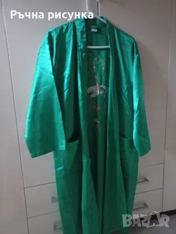 Красиво зелено кимоно ,размер S-L, снимка 1
