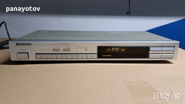 Pioneer F-225 tuner, снимка 2 - Ресийвъри, усилватели, смесителни пултове - 41952766