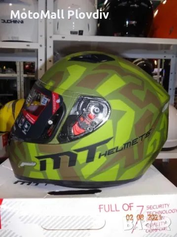 Каска MT MUGELLO мото пистов мотор различни разцветки, снимка 9 - Аксесоари и консумативи - 49212024