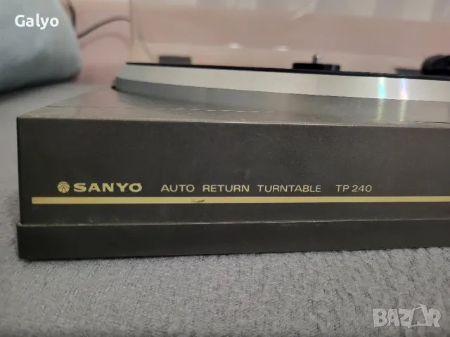 Sanyo  TP240 грамофон , снимка 2 - Грамофони - 48445938