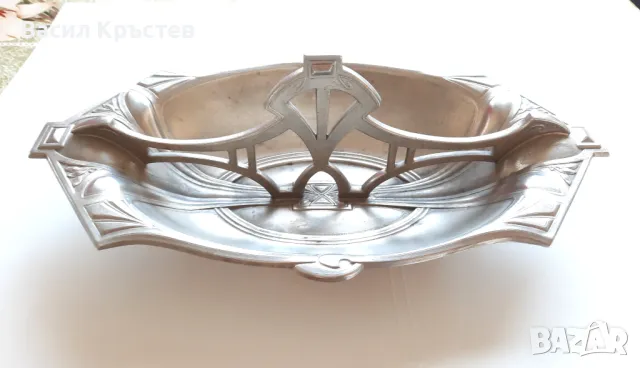 Колекционерски предмети 7 бр. и картички 4 бр. - Посребрена бонбониера WMF,  Кола "Мерцедес" и др.