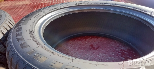 2бр. зимни гуми 225/55/17 DOT 2318, снимка 3 - Гуми и джанти - 51949988