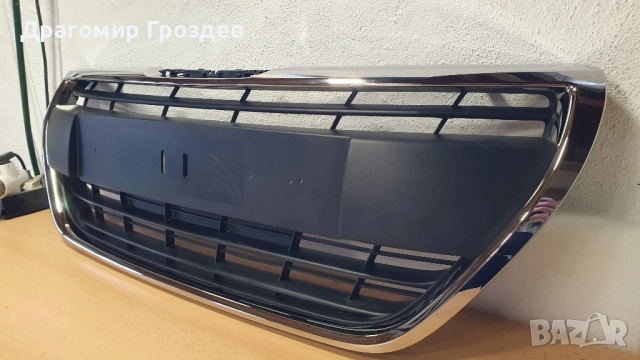Оригинална радиаторна решетка (маска) за Peugeot 208 I Facelift / Пежо 208 (2016-2019), снимка 3 - Части - 52476140