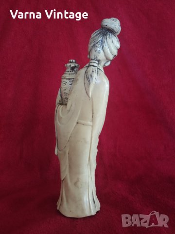 Пластмасова фигура Японска жена., снимка 2 - Антикварни и старинни предмети - 40973959