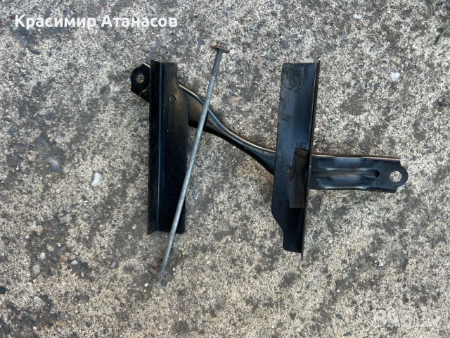 Държач акумулатор за Тойота Авенсис T27.дизел. 2016-2019г, снимка 2 - Аксесоари и консумативи - 53659926