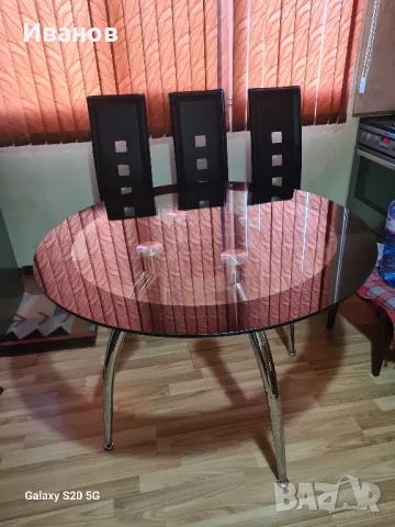 Кухненска маса четири стола