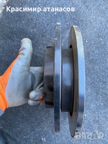 Спирачени дискове задни за Тойота Аурис.2007-2012г, снимка 3 - Части - 44176924