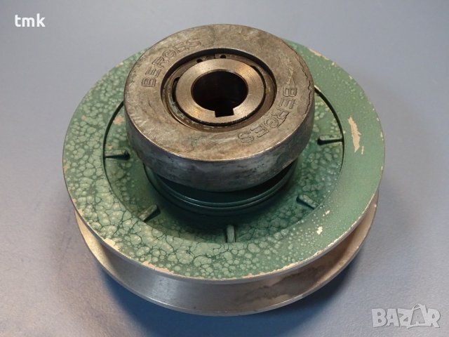 Вариаторна шайба Berges F100B variable speed pulley Ф120/Ф19, снимка 2 - Резервни части за машини - 42365025