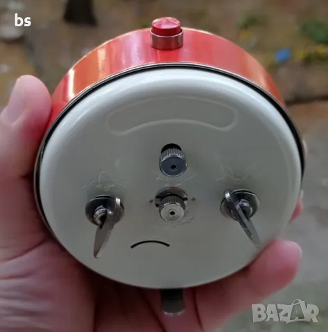 Механичен ретро будилник Mera Poltik Trivox , снимка 5 - Антикварни и старинни предмети - 47438100