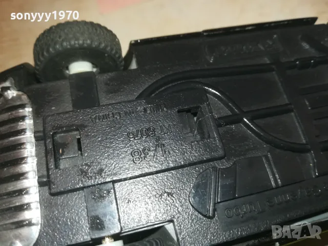 PORSCHE CAYENNE KINSMART METAL 1/38 0110241322, снимка 13 - Колекции - 47420361