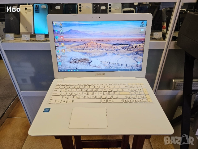 15,6" лаптоп ASUS L502S Преинсталира, готов за употреба. Windows 10 Pro Батерията му държи, с оригин, снимка 5 - Лаптопи за дома - 53165799
