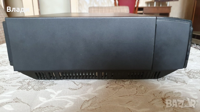 Видео VHS Hitachi VT-517D, снимка 5 - Плейъри, домашно кино, прожектори - 51830911