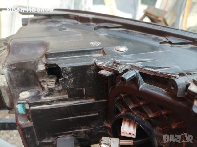 фар VW тоарег 2013, снимка 3 - Автомобили и джипове - 44216436