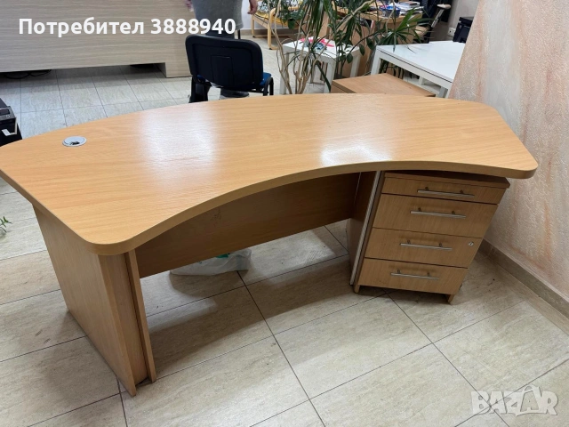 Стилно извито офис бюро с контейнер към него, снимка 2 - Бюра - 53094910