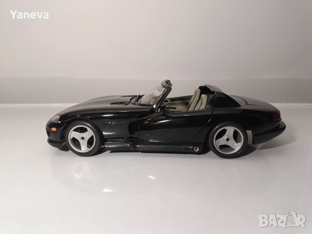 Dodge Viper RT/10 ,  мащаб 1:18 , Burago . 