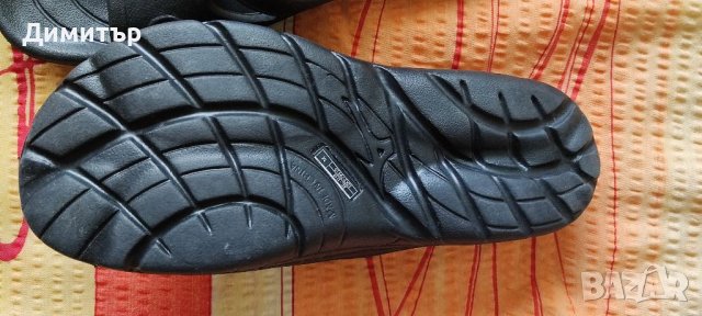 Mizuno, снимка 3 - Мъжки чехли - 40767378