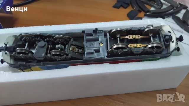 Електрически локомотив  JOUEF 8868, снимка 10 - Колекции - 49574702