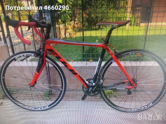 Шосеен велосипед FUJI