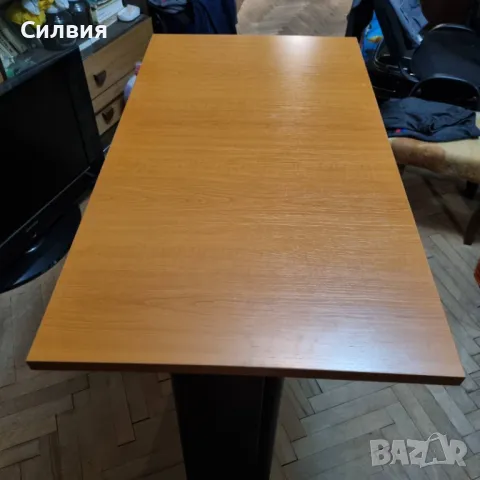 Масивно бюро за 130лв неразличимо от ново, снимка 2 - Бюра - 47905065