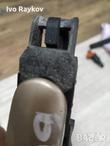 Предна лява външна дръжка Volkswagen Bora 3B0837885, снимка 5 - Части - 47283383