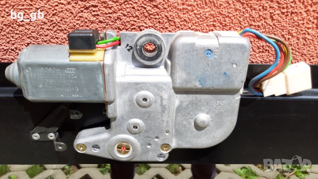 Шибидах със стъкло TOYOTA и моторче BOSCH, снимка 4 - Части - 40981805