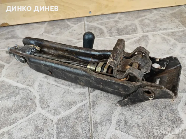 Автомобилен крик, снимка 3 - Аксесоари и консумативи - 50230549