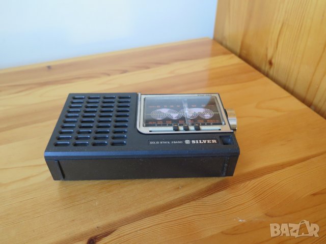 Vintage solid state 2 band SILVER 2F166 ,1975г,Japan, снимка 11 - Радиокасетофони, транзистори - 39170281