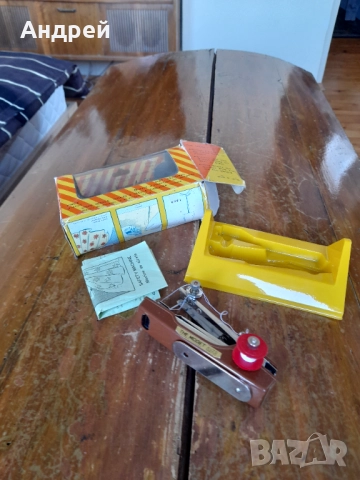 Стара ръчна шевна машина The Midget, снимка 3 - Антикварни и старинни предмети - 51513505