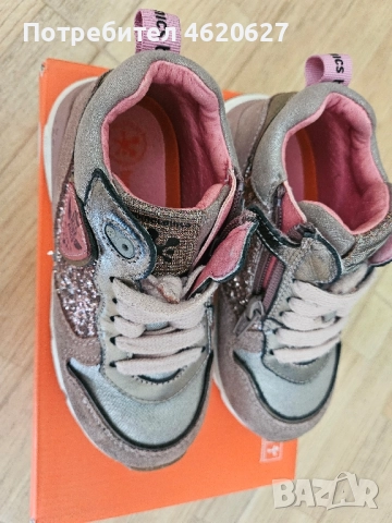 Маратонки Biomecanics 27 номер , снимка 2 - Детски маратонки - 52027314