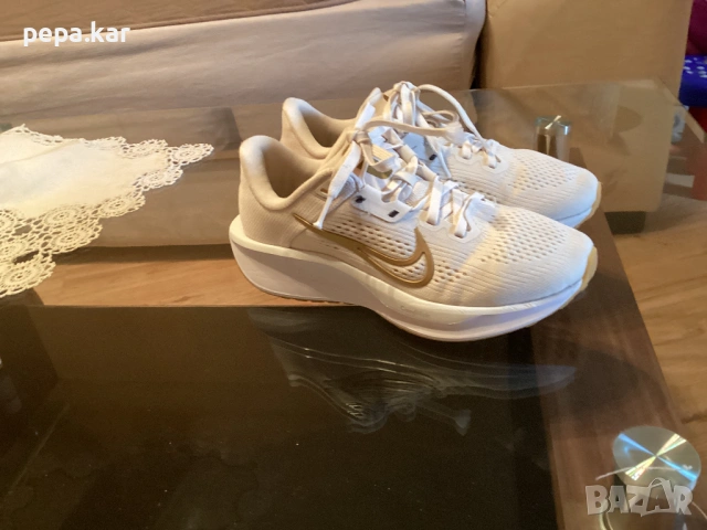 NIKE №36,5  дамски, снимка 2 - Маратонки - 53601168