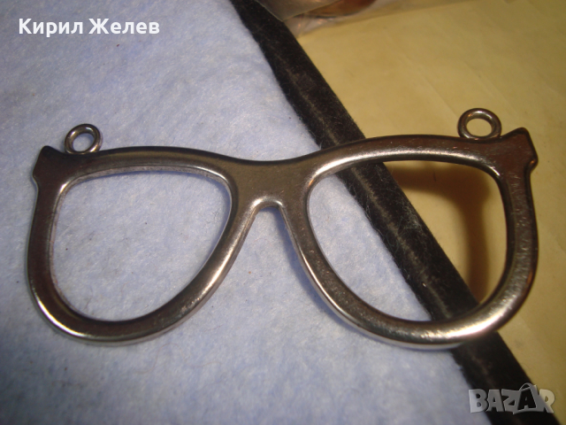 ИНТЕРЕСНА СРЕБРИСТА ФИГУРАЛНА АРТ ВИСУЛКА - ОЧИЛА 12367 , снимка 3 - Колиета, медальони, синджири - 36359345